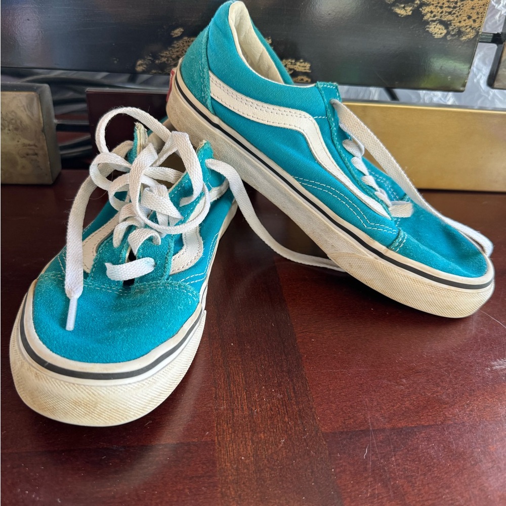 Vans Teal and White Flats